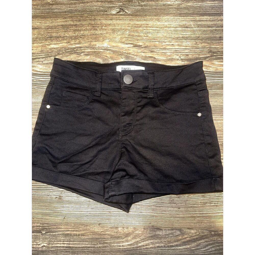 Tinsel Town Black Shorts. Size 25. Shimmery And Stretch. NWOT. 7